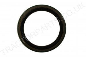 530102R91 4 Cylinder inner Axle Shaft Seal