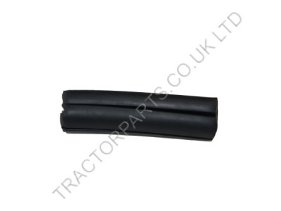 Tractor Cab Glass Rubber Sealing Seal Strip Trim Sold Per Meter Part Number TP030